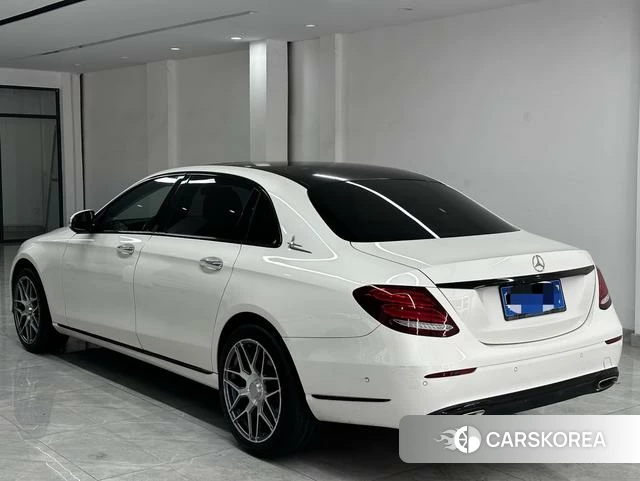 Mercedes-Benz E-class 2018 Белый из Китая, фото 4