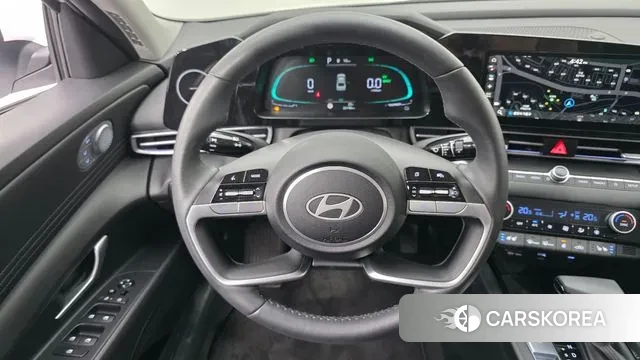 Hyundai The New Avante Hybrid (CN7) 2024 Белый из Кореи, фото 4