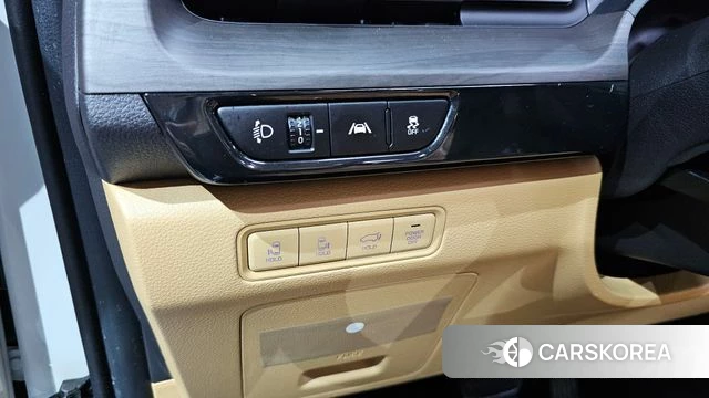 Kia Carnival 4th generation 2023 Белый из Кореи, фото 4