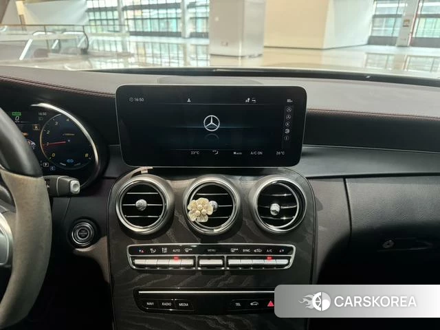 Mercedes-Benz Class C (imported) 2022 Белый из Китая, фото 4