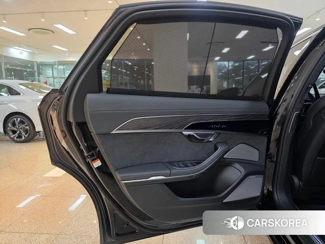 Audi A8 (D5) 2023 Черный из Кореи, фото 4