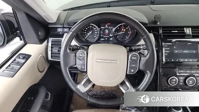 Land Rover Discovery 5 2018 Черный из Кореи, фото 4