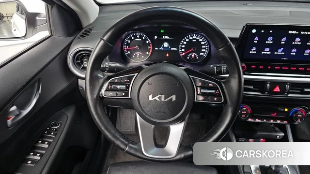 Kia The New K3 2nd generation 2022 Белый из Кореи, фото 4
