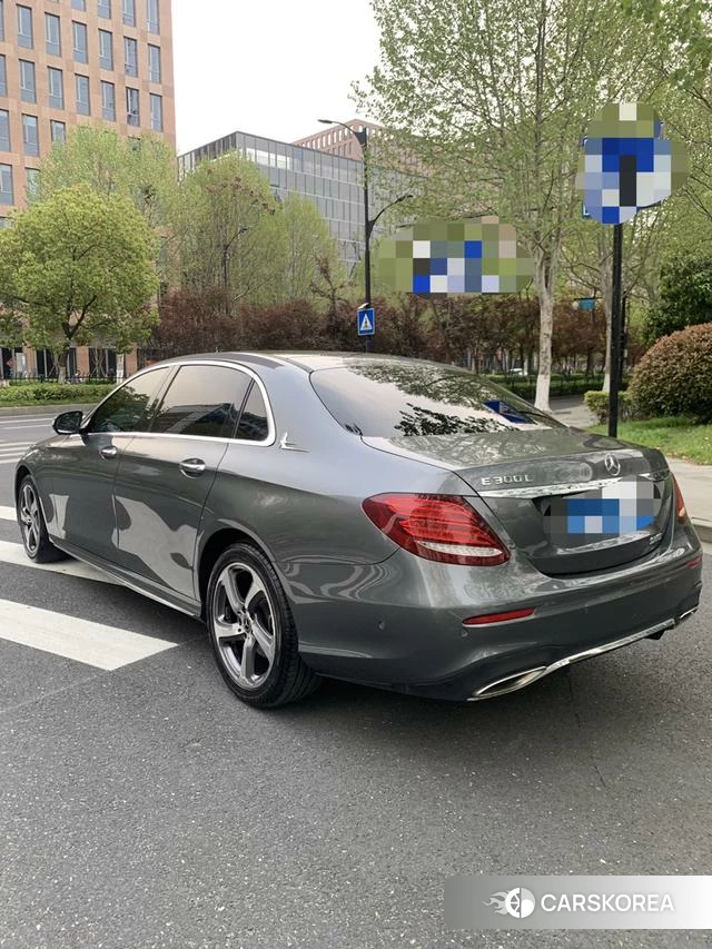 Mercedes-Benz E-class 2019 Темно-серый из Китая, фото 4