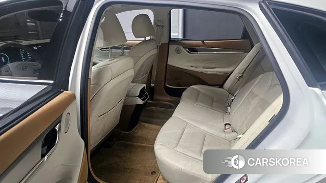 Hyundai The New Grandeur IG Hybrid 2020 Белый из Кореи, фото 4