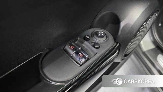 Mini Cooper Electric 2022 Серебристо-серый из Кореи, фото 4