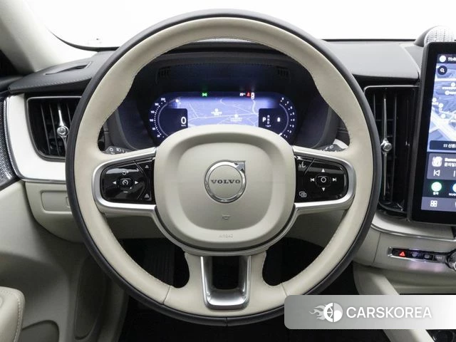 Volvo XC60 second Generation 2025 Белый из Кореи, фото 4