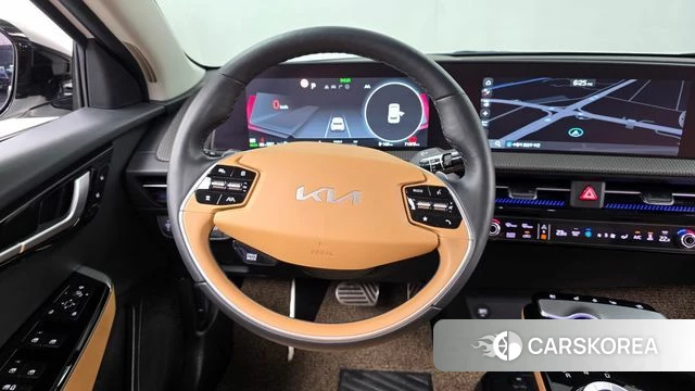 Kia EV6 2023 Белый из Кореи, фото 4