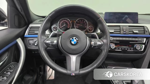 BMW 3 Series (F30) 2018 Белый из Кореи, фото 4