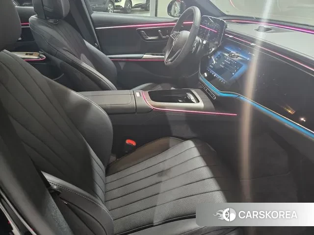 Mercedes-Benz E-Class W214 2025 Черный из Кореи, фото 4