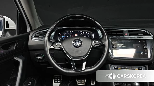 Volkswagen Tiguan Allspace 2020 Белый из Кореи, фото 4