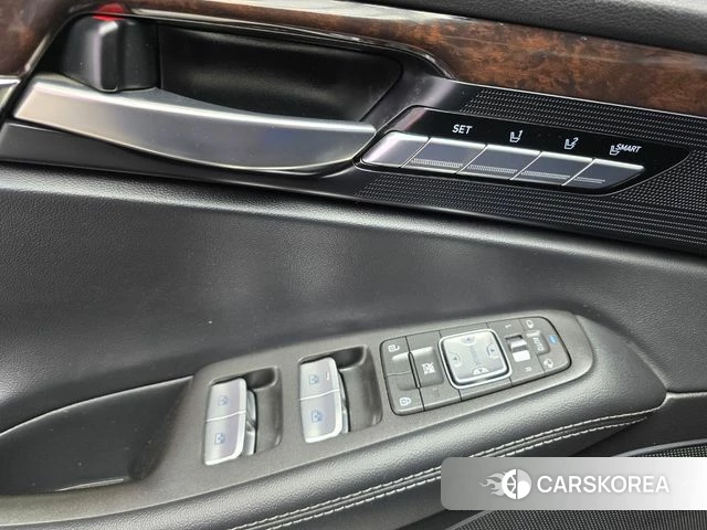 Genesis EQ900 2018 Черный из Кореи, фото 4