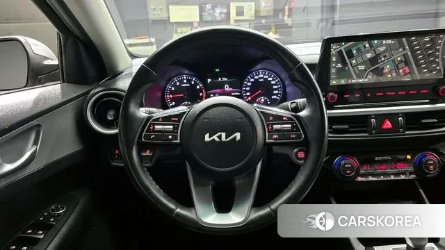 Kia The New K3 2nd generation 2022 Серебряный из Кореи, фото 4