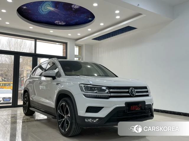 Volkswagen Tuyue 2023 Белый из Китая, фото 4