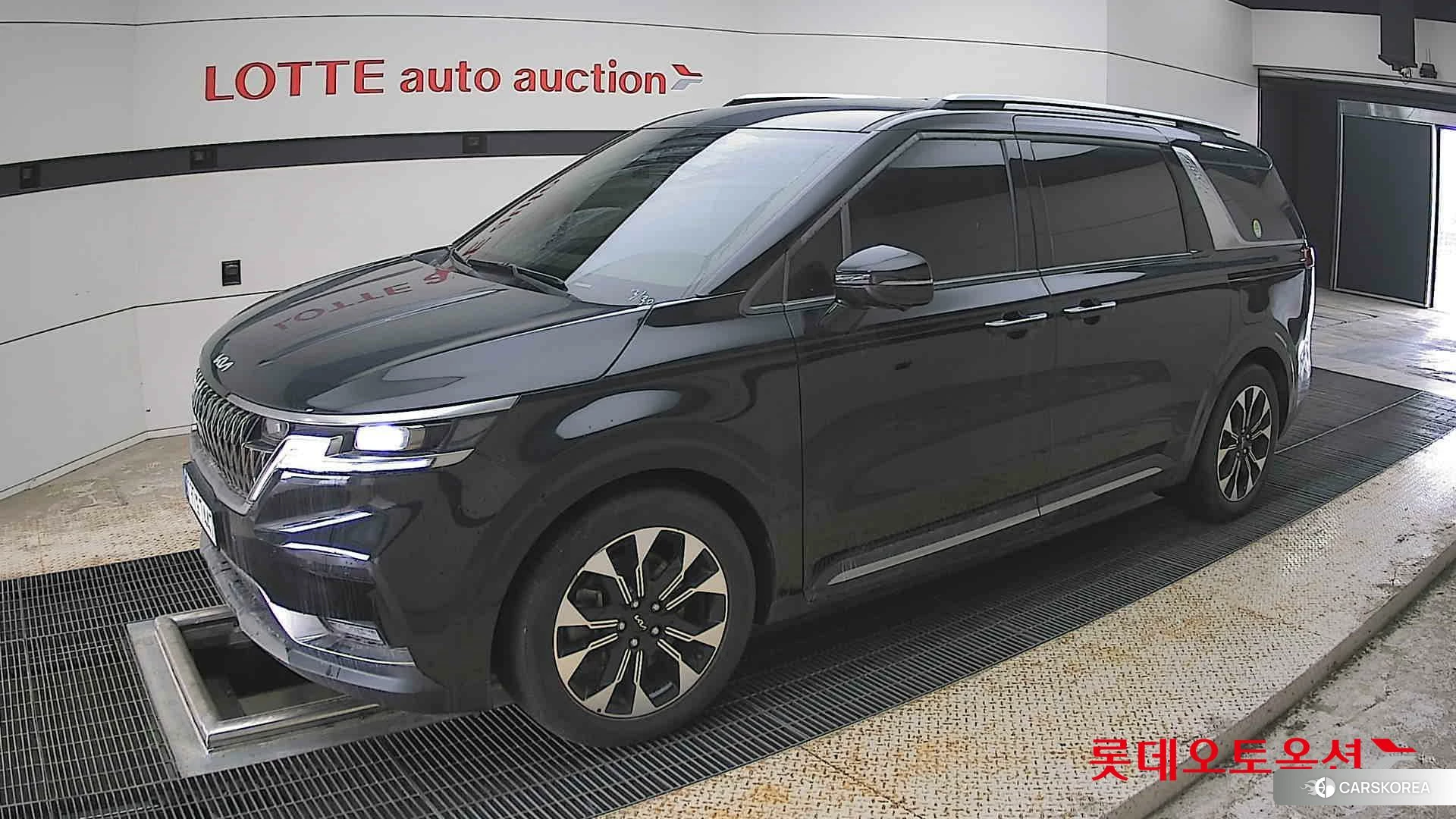 Kia Carnival 2022 Черный из Кореи, фото 4