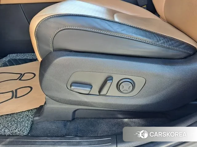 Kia Carnival 4th generation 2020 Белый из Кореи, фото 4