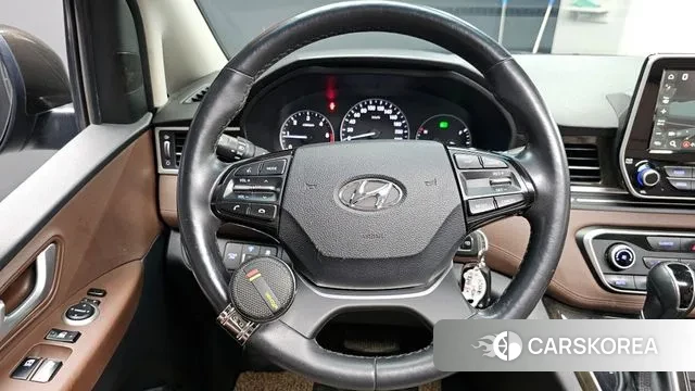 Hyundai The New Grand Starex 2018 Черный из Кореи, фото 4