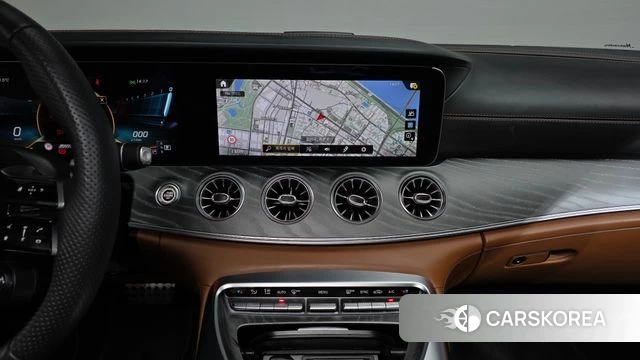Mercedes-Benz AMG GT 2023 Белый из Кореи, фото 4