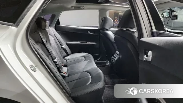 Kia The New K5 2nd generation 2018 Белый из Кореи, фото 4