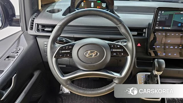 Hyundai Staria 2023 Серый из Кореи, фото 4