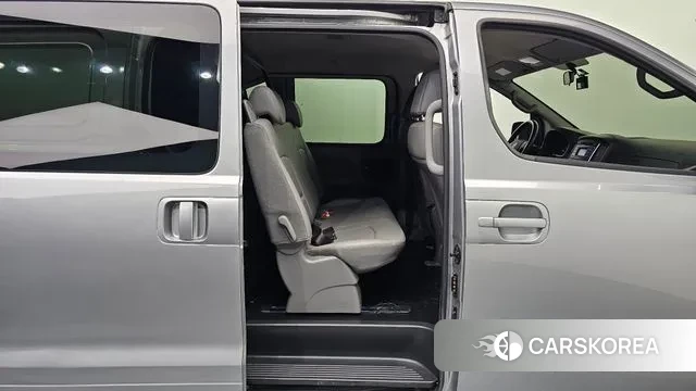 Hyundai The New Grand Starex 2020 Серебристо-серый из Кореи, фото 4