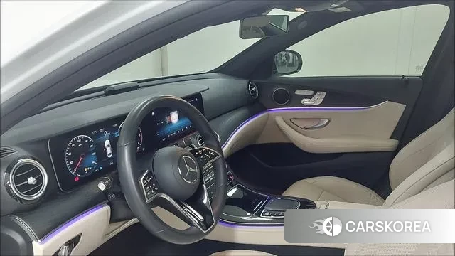 Mercedes-Benz E-Class W213 2023 Белый из Кореи, фото 4