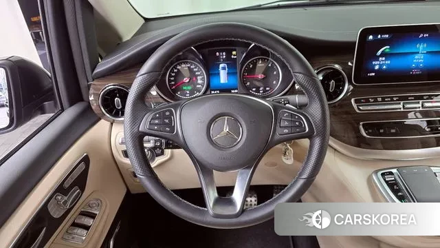 Mercedes-Benz V-Class 2023 Черный из Кореи, фото 4