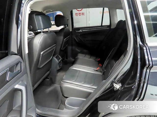 Volkswagen Tiguan second Generation 2020 Черный из Кореи, фото 4