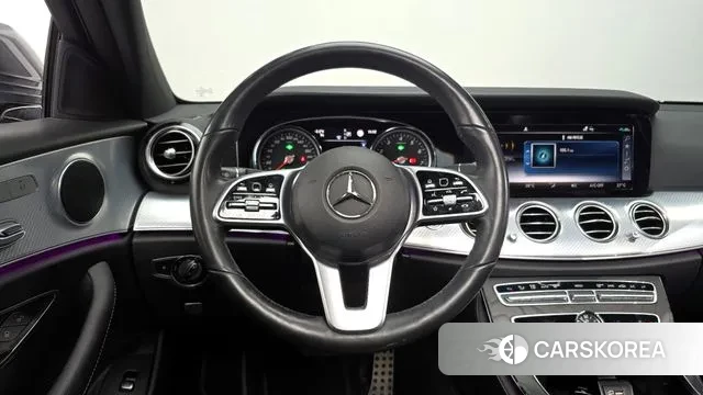 Mercedes-Benz E-Class W213 2019 Серый из Кореи, фото 4