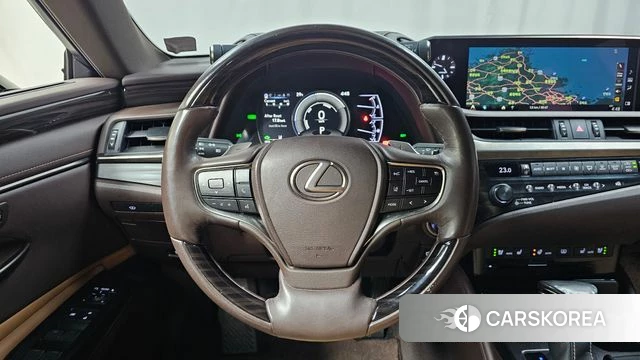 Lexus ES300h 7th generation 2018 Серебристо-серый из Кореи, фото 4