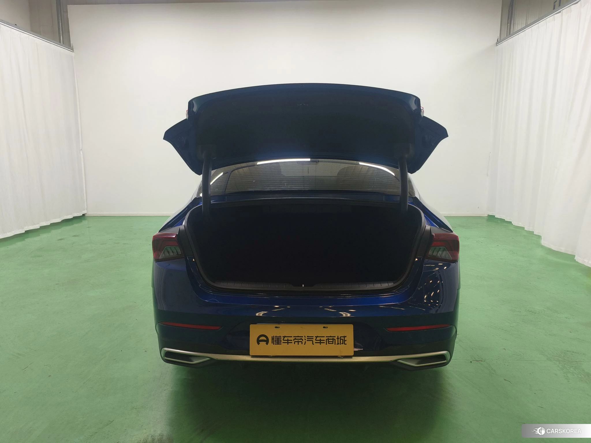 Kia K5 2021 Синий из Китая, фото 4