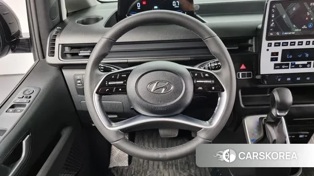 Hyundai Staria 2023 Черный из Кореи, фото 4