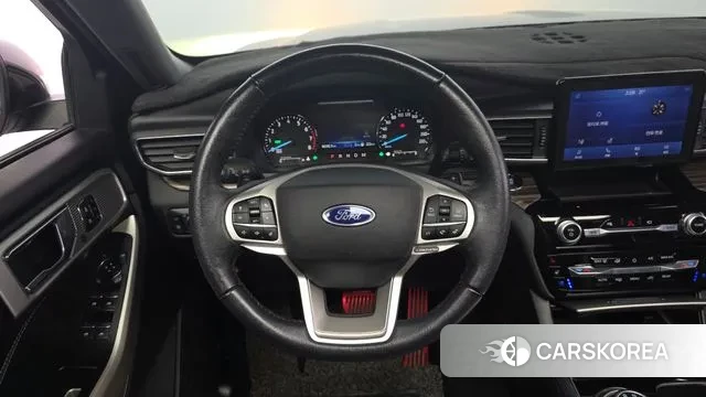 Ford Explorer 6th Generation 2021 Песочный из Кореи, фото 4