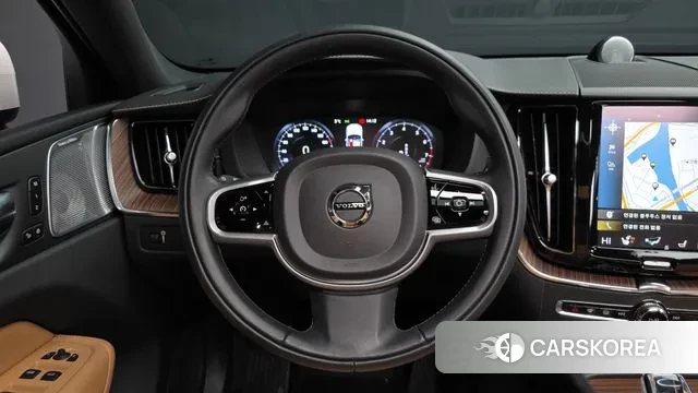 Volvo XC60 second Generation 2021 Белый из Кореи, фото 4