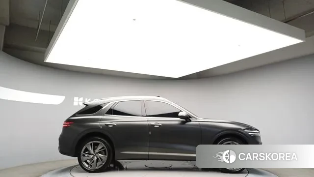 Genesis GV70 2023 Серый из Кореи, фото 4