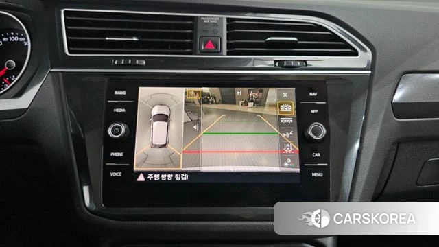 Volkswagen Tiguan second Generation 2020 Белый из Кореи, фото 4