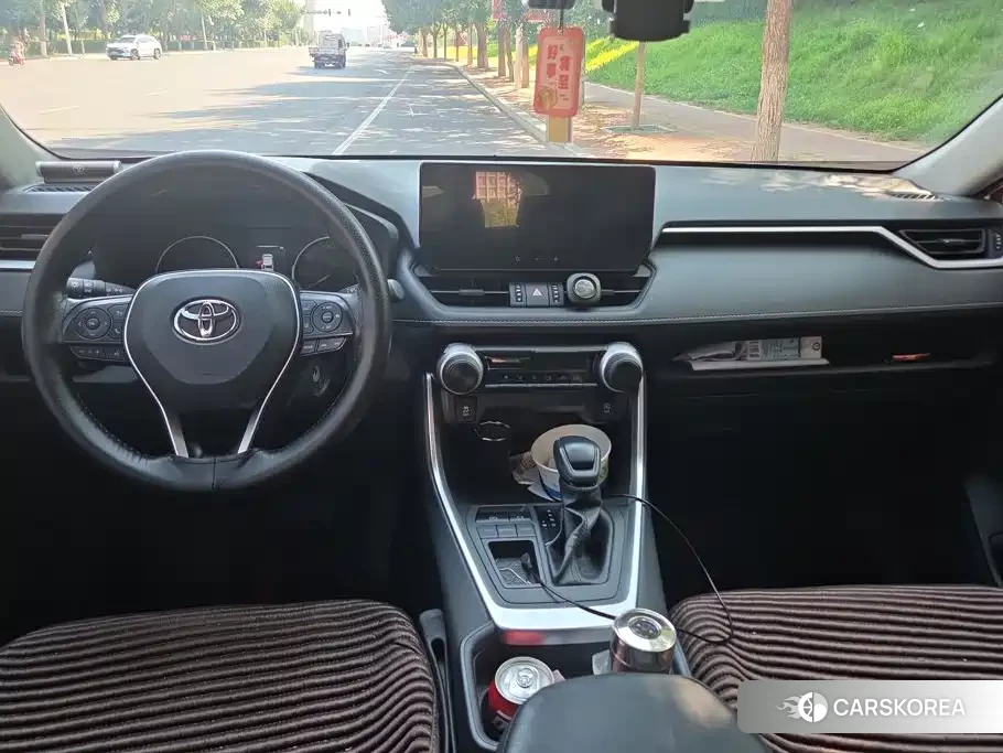 Toyota RAV4 2024 Белый из Китая, фото 4