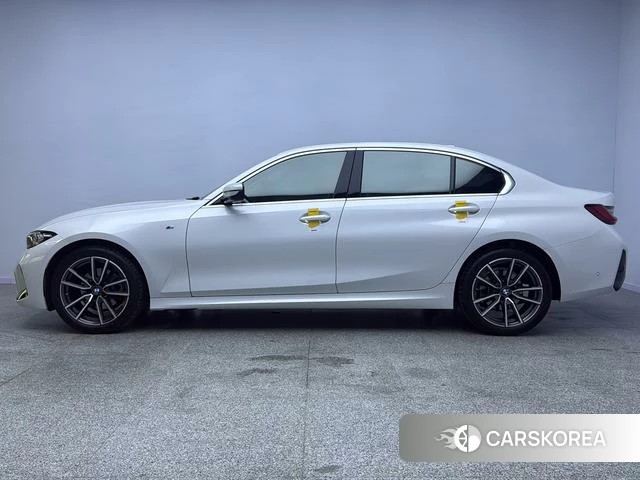 BMW 3 series 2024 Белый из Китая, фото 4