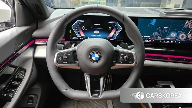BMW 5 Series (G60) 2025 Белый из Кореи, фото 4