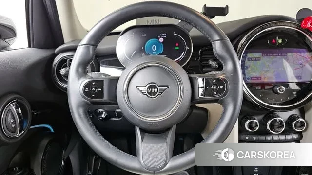 Mini Cooper S 2022 Серебряный из Кореи, фото 4