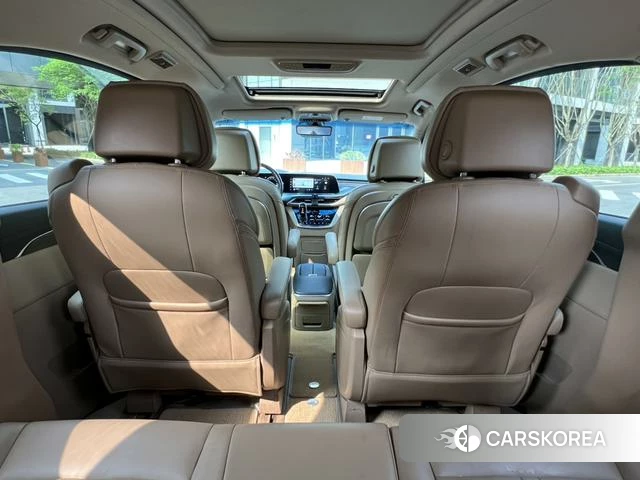 Buick GL8 2021 Коричневый из Китая, фото 4