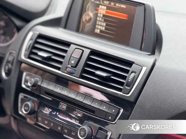 BMW 1 series (imported) 2018 Белый из Китая, фото 4