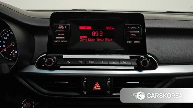 Kia The New K3 2nd generation 2022 Белый из Кореи, фото 4