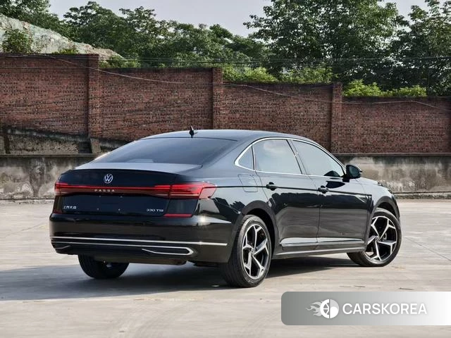 Volkswagen Passat 2024 Черный из Китая, фото 4