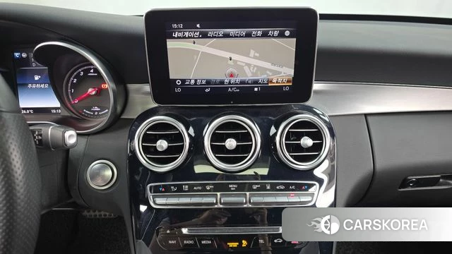Mercedes-Benz C-Class W205 2018 Белый из Кореи, фото 4