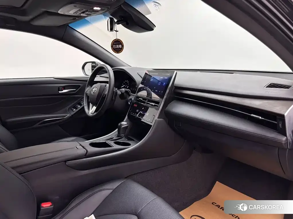 Toyota Avalon 2023 Черный из Китая, фото 4