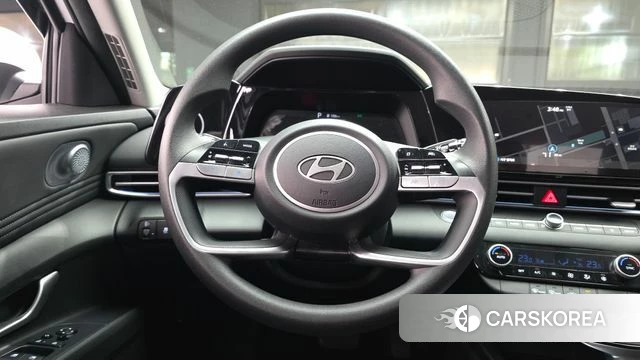 Hyundai The New Avante (CN7) 2023 Белый из Кореи, фото 4