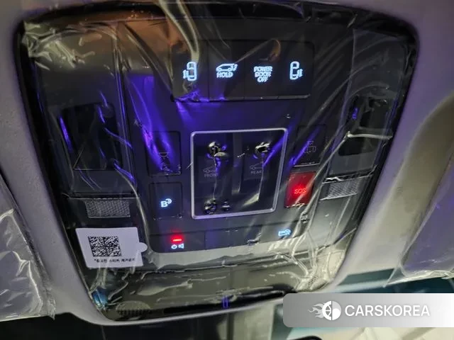 Hyundai Staria 2025 Белый из Кореи, фото 4