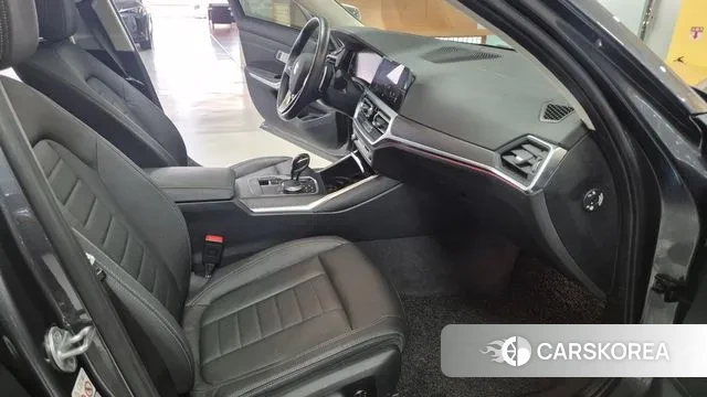 BMW 3 Series (G20) 2021 Серый из Кореи, фото 4