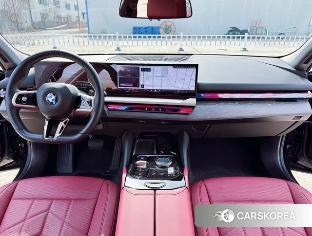 BMW 5 series 2024 Черный из Китая, фото 4